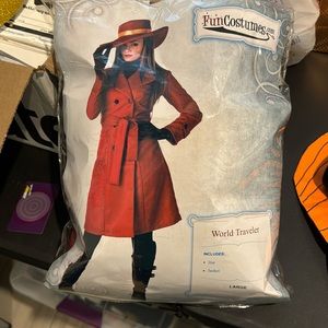 Carmen Sandiego Halloween Costume